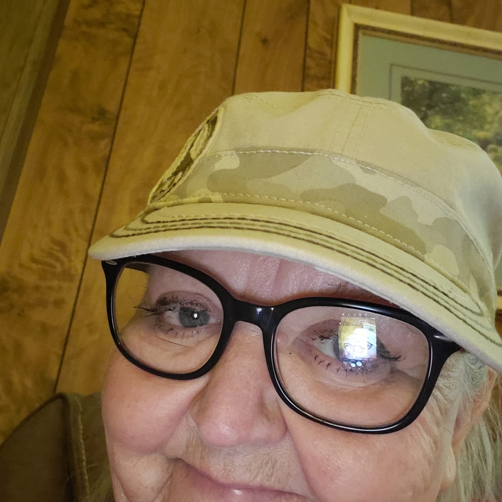 Meet your Posher, Gail